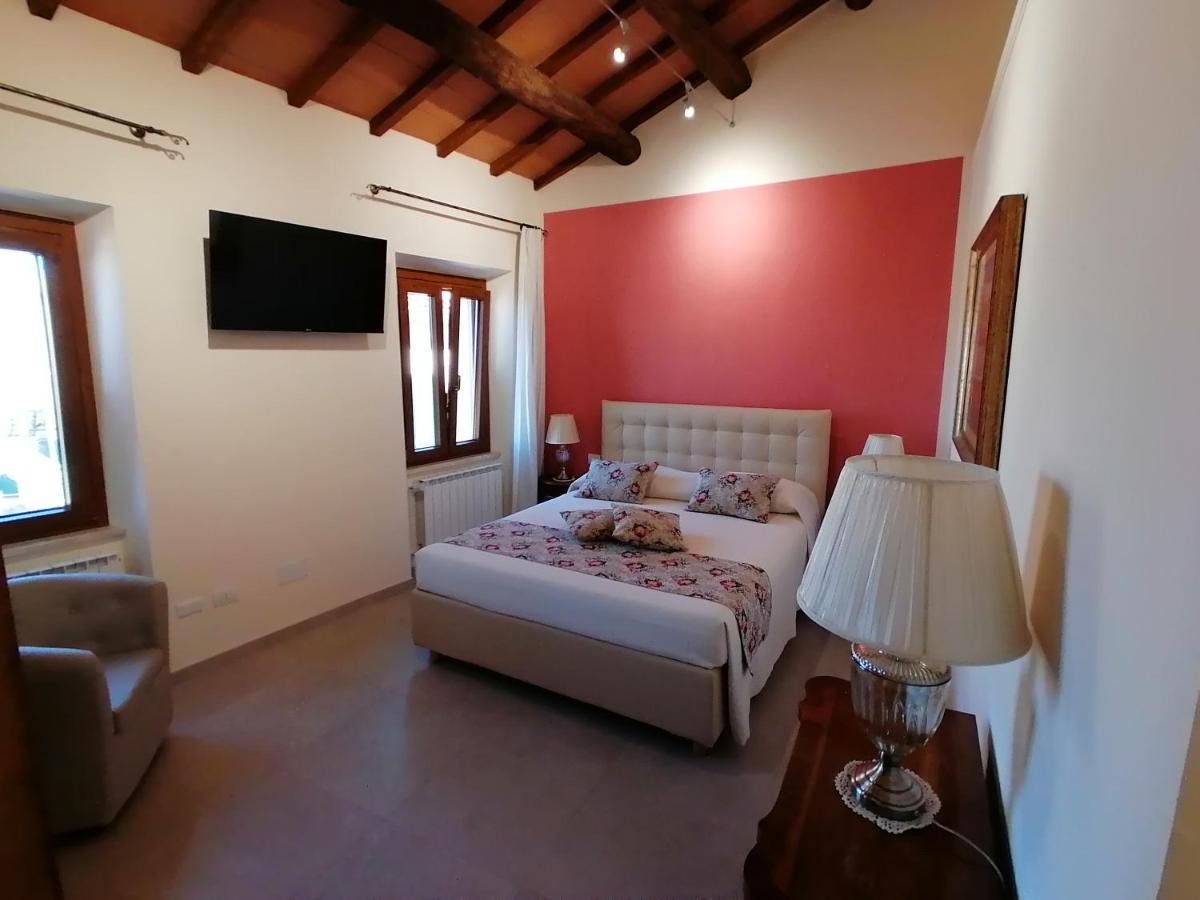 Bed and Breakfast Dimo' Re Farnese Exterior foto